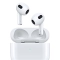 Беспроводные наушники Apple AirPods 3 Magsafe (2021) MME73 10935 - фото 1091